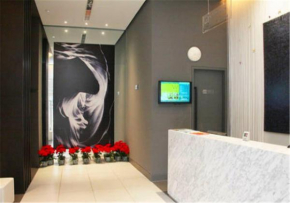 Отель Goldmet Inn Chengdu Baiguolin underground Station  Чэнду